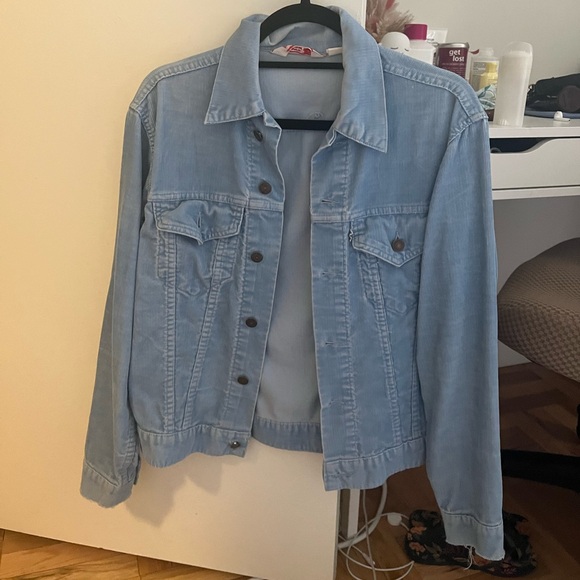 Levi's Jackets & Blazers - Denim Levi’s jacket